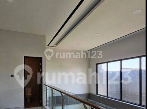 Rumah Snd Baru Shm Di Kertajaya Indah, Surabaya 2