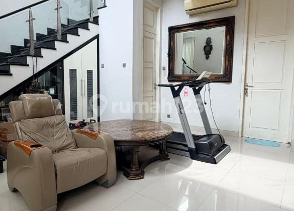 Minimalist House Ready to Occupy Mulyorejo Area Pakuwon City Sutorejo Prima Ell