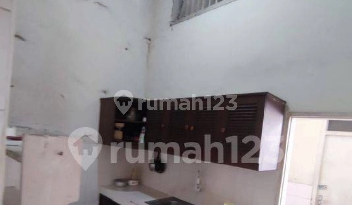 Di Jual Rumah En Daerah Strategis & Bangunan 1