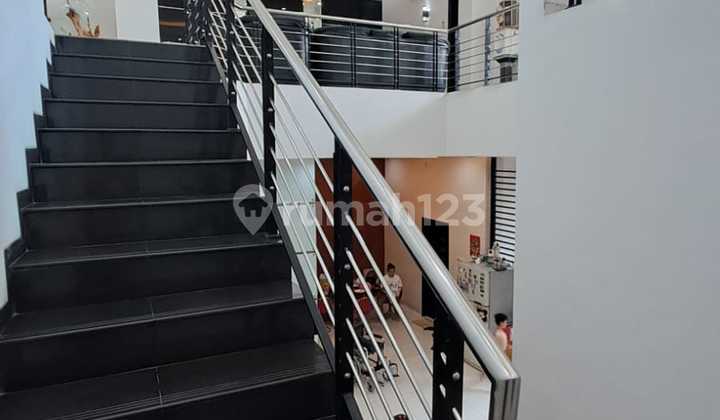 Rumah Siap Huni Kondisi Sangat Bagus Fnl Lokasi Strategis Area Manyar Kertajaya Nginden