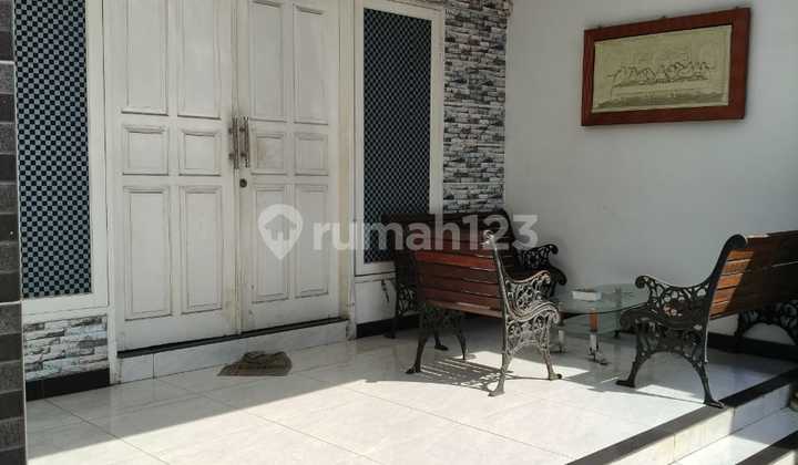 Rumah Semi Furnish Area Dharmahusada Manyar Nginden Fnl 2