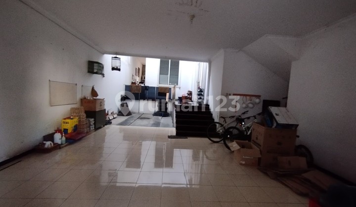 Rumah Mewah Classic Fnl Area Dharmahusada, Kertajaya, Manyar 2