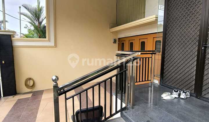 Rumah Ell Semi Furnished Area Dharmahusada Kertajaya Indah Araya