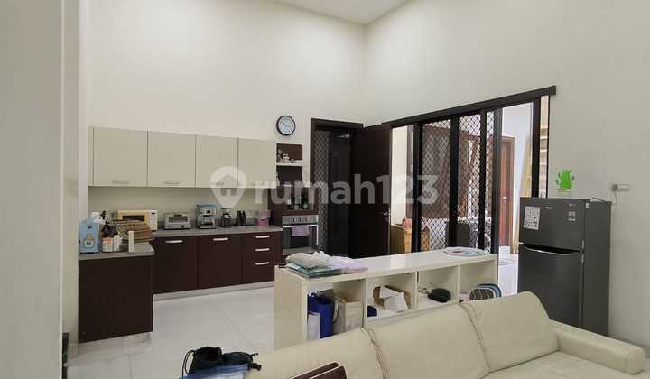 Rumah Ell Semi Furnished Area Dharmahusada Kertajaya Indah Araya 2