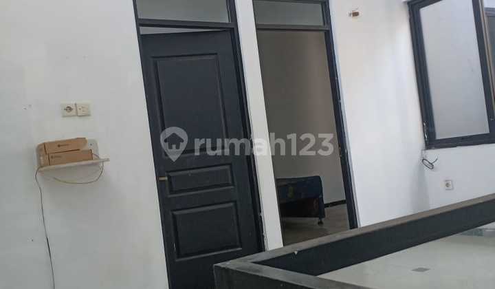 Strategic House in Manyar Rejo Semolowaru Area, Near Campus and Fnl Shopping District 2