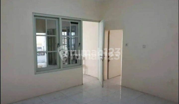 For Sale House in West Tenggilis Surabaya For Sale House in West Tenggilis Surabaya