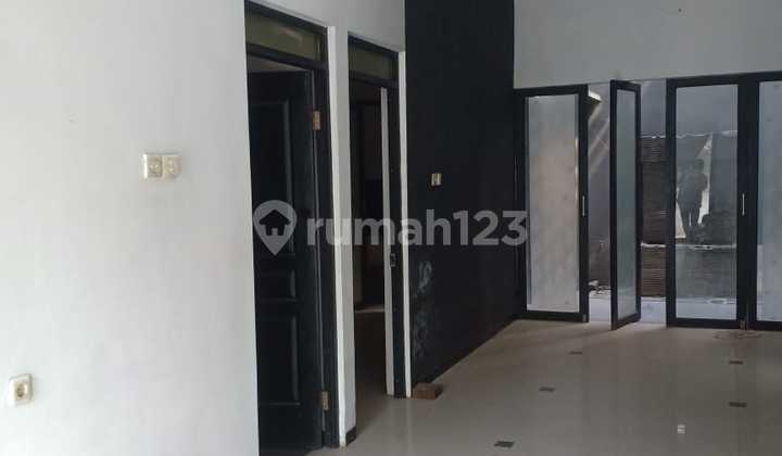 Rumah Strategis Area Manyar Rejo Semolowaru Ngagel Dekat Kampus dan Pertokoan Fnl