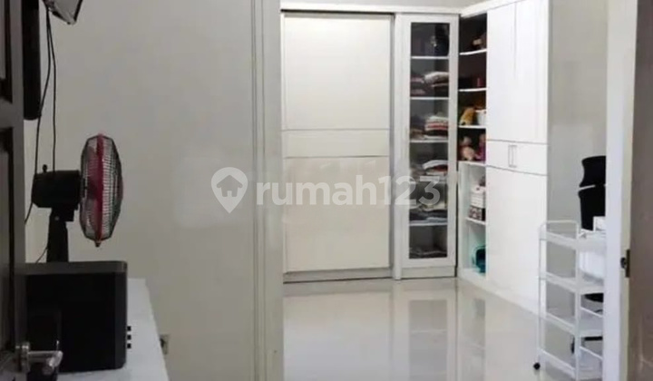 Rumah Modern Terawat Siap Huni Area Wisma Mukti Kertajaya Manyar Fnl
