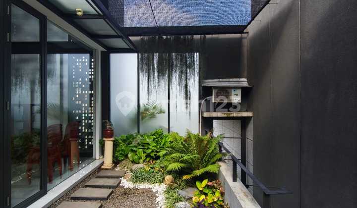 Rumah Keren Kualitas Premium Di Komplek Sumber Sari, Bandung 2