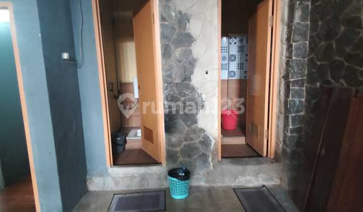 Mainroad Business Space in Taman Rahayu Hook Position