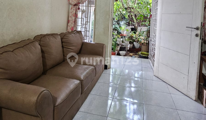 Rumah 1 Lantai Di Tki Taman Kopo Indah 3