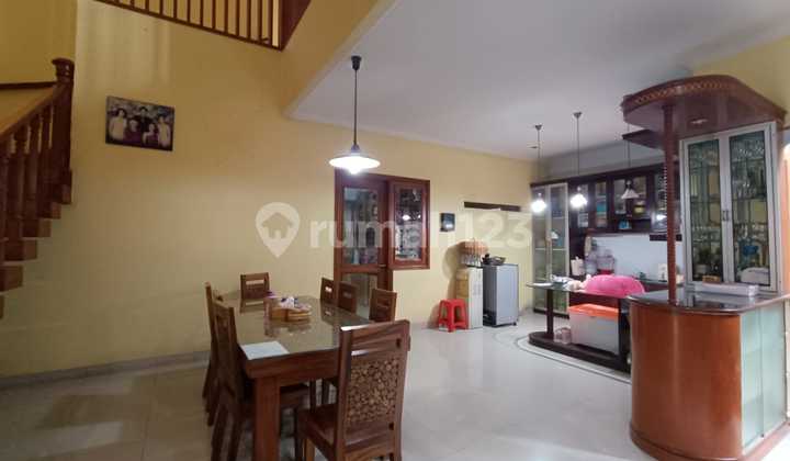 Rumah Bagus Strategis Tki3 di Taman Kopo Indah 2