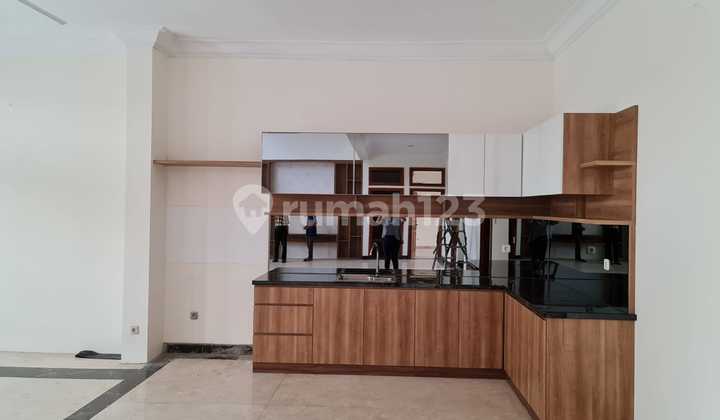 Rumah Bagus Sangat Terawat Dan Siap Huni Di Setra Duta, Bandung 2