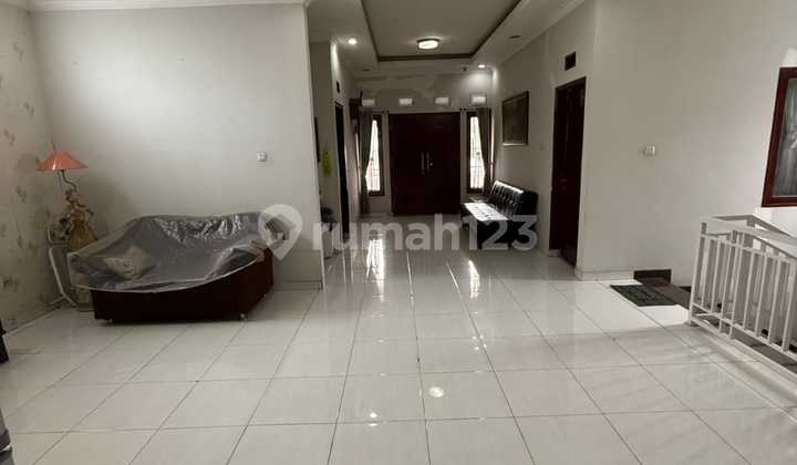 Rumah Tinggal Kontrakan 2 Lantai Di Jalan Kembar Bandung 1