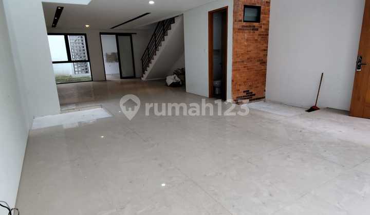 2-Story House Ready to Occupy in Taman Kopo Indah, TKI 5 Sayap 2