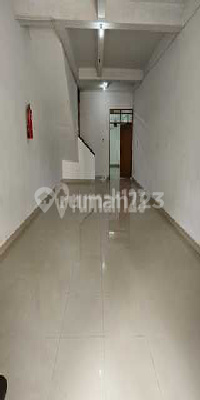 Strategic Shop House on TKI 2 Main Road, Taman Kopo Indah II Strategic Shop House on TKI 2 Main Road, Taman Kopo Indah II