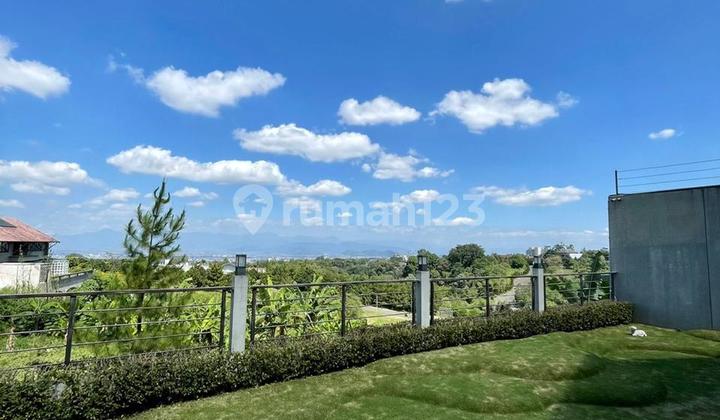 Modern American Style House in Budi Indah Complex Bandung 2