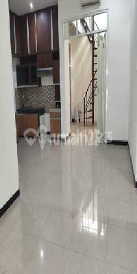 Rumah Murah Semi Furnished Tki V Sommerville Taman Kopo Indah 1