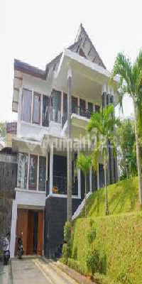 Rumah Modern Minimalis Furnished Dago Pakar Resor Bandung Utara Rumah Modern Minimalis Furnished Dago Pakar Resor Bandung Utara