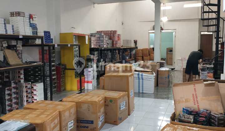Rumah Cocok Untuk Tempat Usaha Gudang Di Taman Kopo Indah Tki 3 2