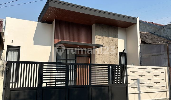 For Sale New Nice Modern House in Taman Kopo Indah 2