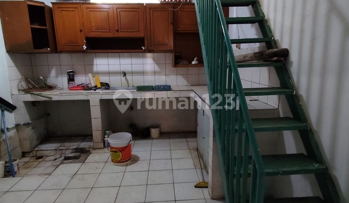 Rumah Kontrakan di THI Taman Holis Indah, Bandung 2