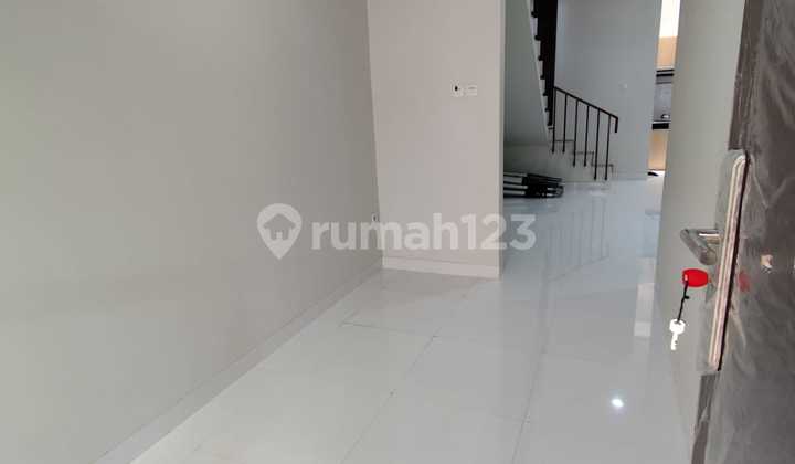 Rumah Baru Murah Bagus Di Taman Kopo Indah Tki 1 Bandung 2