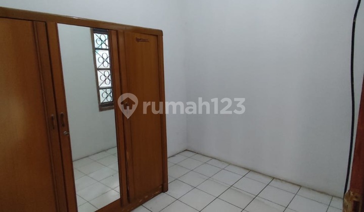Rental House in THI Taman Holis Indah, Bandung