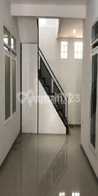 Rumah Di Taman Holis Indah Thi 1 Bandung Rumah Di Taman Holis Indah Thi 1 Bandung