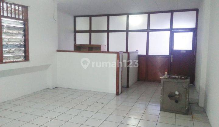 Ruko 3 Lantai Siap Pakai dan Lokasi Strategis @Ruko Ciputat Center 2