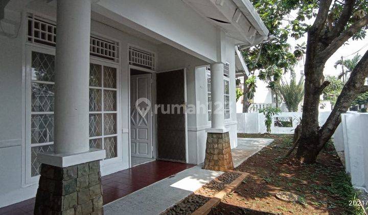 kan Rumah Hook Lokasi Strategis dalam Perumahan Bintaro 1