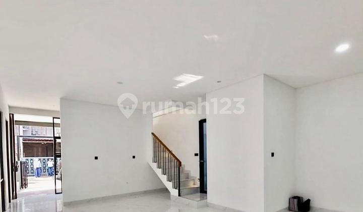 Rumah Brand NEW Design Modern di Bintaro Sektor 3 2