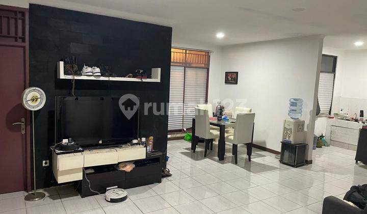 Dijual Rumah Hook Bintaro Sektor 5 Siap Huni, Lingkungan Nyaman