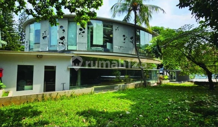 Dijual Gedung Harga Dibawah NJOP Cocok Untuk Kantor