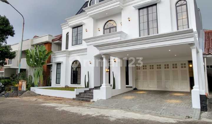 Rumah Mewah Bergaya Klasik Eropa dengan Swimming Pool @PB 2