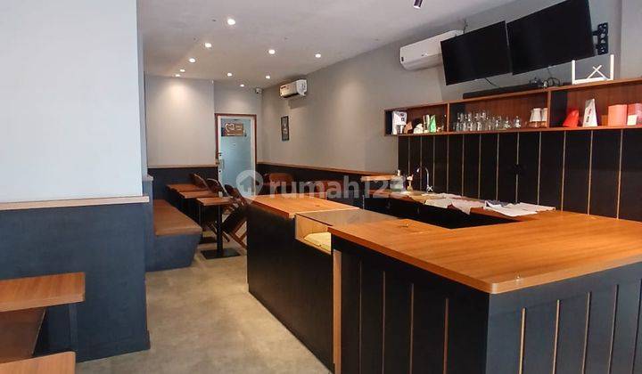 Disewakan Ruko Strategis di Bintaro – Interior Elegan, Lokasi Ramai 1