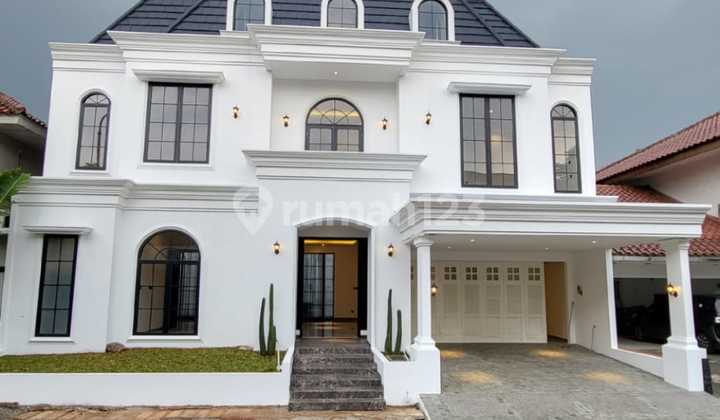 Rumah Mewah Bergaya Klasik Eropa dengan Swimming Pool @PB 1