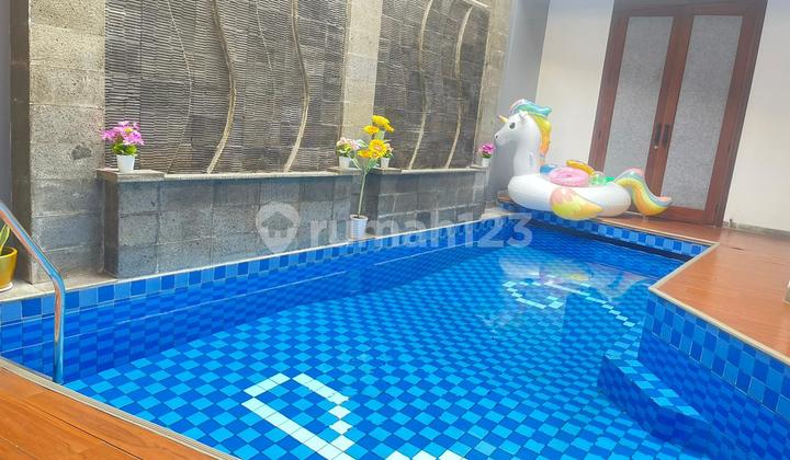 Dijual Rumah Mewah dengan Kolam Renang di Bintaro Sektor 9 Dijual Rumah Mewah dengan Kolam Renang di Bintaro Sektor 9