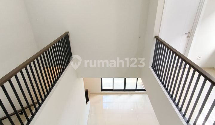 For Sale: Nice 2-Story House in Discovery Bintaro Sector 9 2