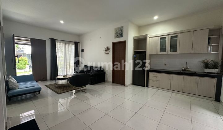 For Sale! Emerald Bintaro House - Sturdy Structure and Move-In Ready!