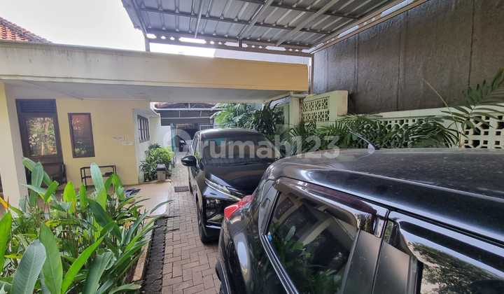 Dijual Rumah Mewah di Cilandak, Jakarta Selatan, Lahan Luas & Lokasi Premium
