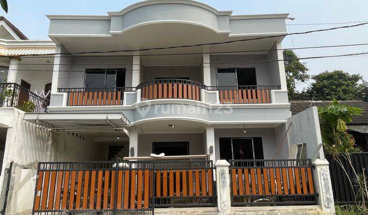 Dijual Rumah Bagus di Perumahan Asri Griya Loka Bsd 1