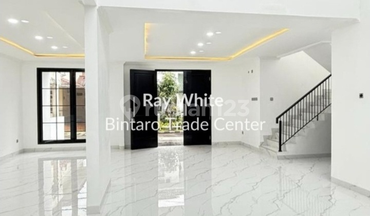 American Classic Style House in Bintaro Sector 9 Area 2