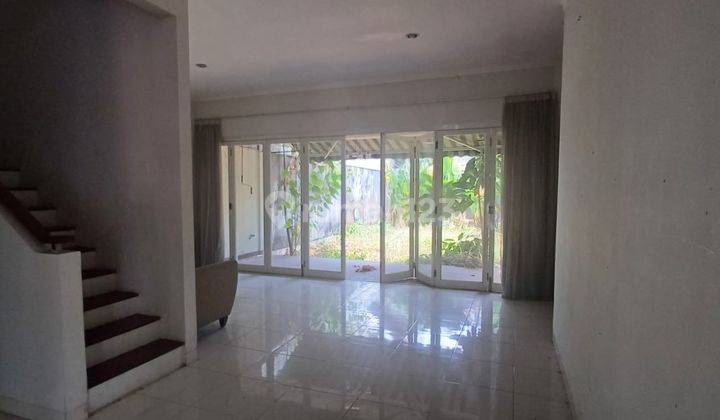 Dijual Rumah 2 Lantai di Emerald Bintaro Sektor 9 1