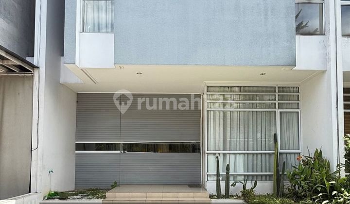 Nice Affordable House Ready to Occupy, Strategic Location in Discovery Bintaro Nice Affordable House Ready to Occupy, Strategic Location in Discovery Bintaro