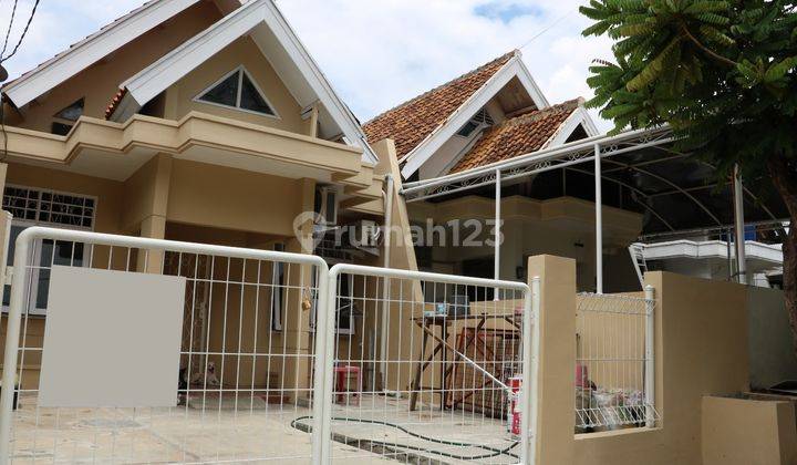 Dijual Rumah Cantik Siap Huni di Graha Raya 1