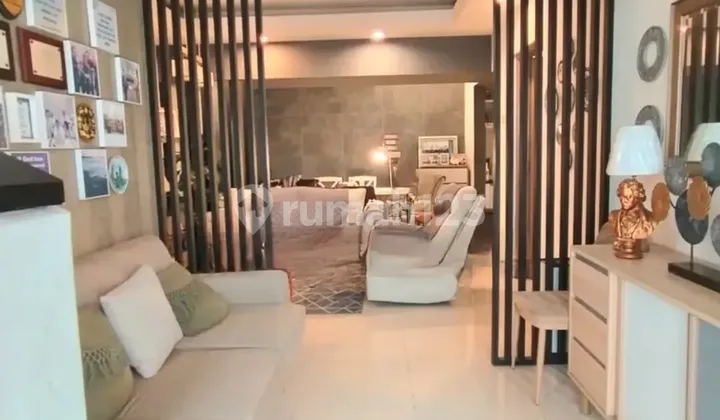 Rumah 2,5 Lantai Modern Minimalis Di Emerald Bintaro Rumah 2,5 Lantai Modern Minimalis Di Emerald Bintaro