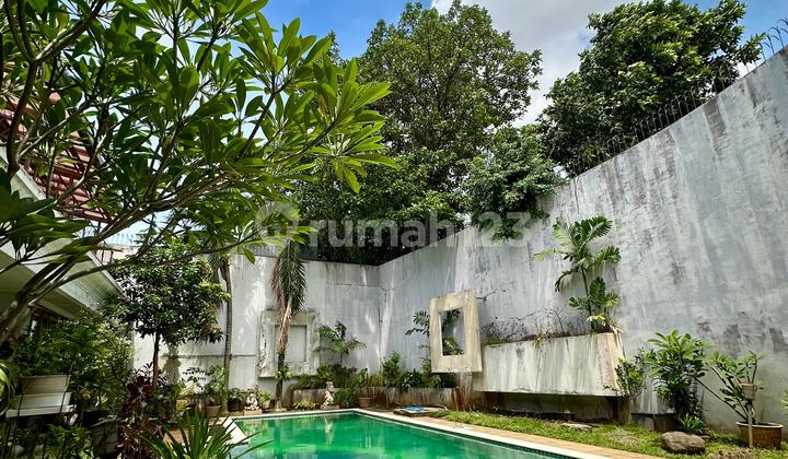 Rumah Klasik Dan Asri Bangunan Kokoh Dan Siap Huni di Radio Dalam 2