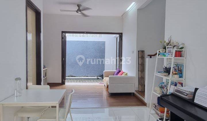 Hot Sale Dijual Rumah Cantik Siap Huni di Discovery Bintaro 1