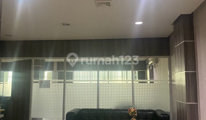 5-Storey Office Building in Kebayoran Lama, Cheap Below Market Price